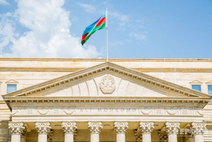 6aa36347-a130-3965-ad03-ce4acab4334b_825