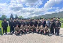 General-mayor Baba Salayevin rəhbərliyi ilə Akademiyanın bir qrup professor-müəllim heyəti və kursantları“Soyqırımı Memorial Kompleksi”ni ziyarət etmişlər